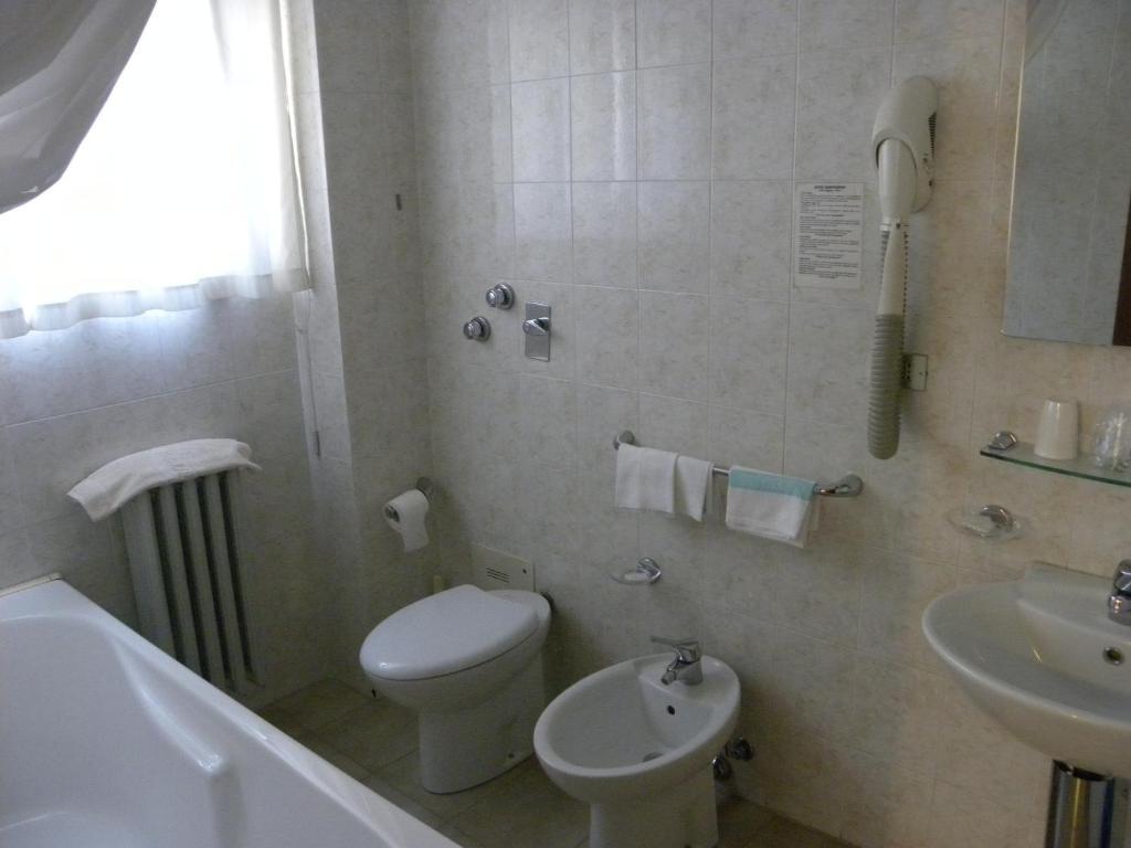 Hotel Rosengarten Pavia Phòng bức ảnh