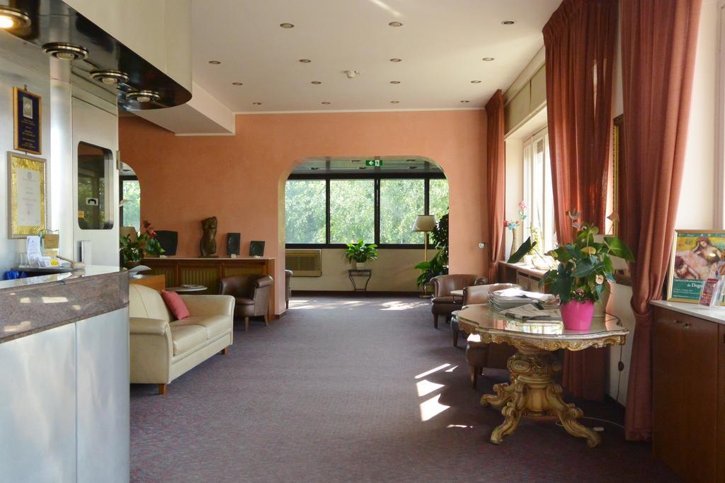 Hotel Rosengarten Pavia Ngoại thất bức ảnh