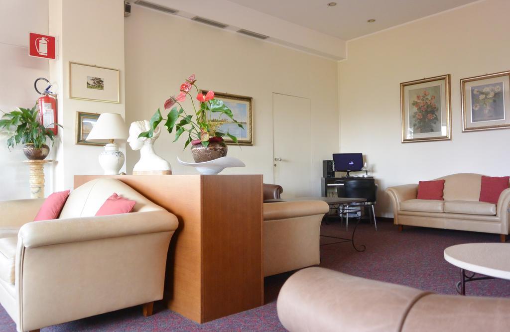 Hotel Rosengarten Pavia Ngoại thất bức ảnh