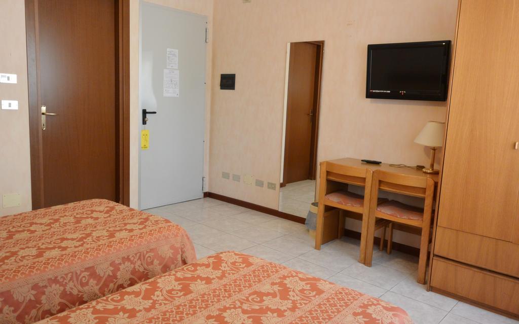 Hotel Rosengarten Pavia Phòng bức ảnh